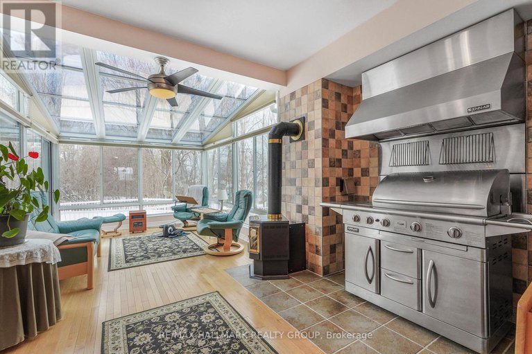 29410833/1103-des-pins-avenue/town-of-rockland/clarence-rockland/ontario/K4K1R1_11