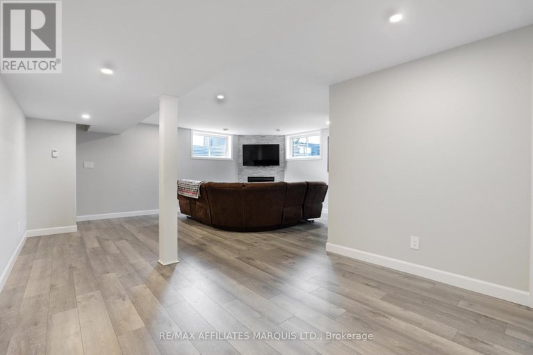 28887595/31-hilda-street/long-sault/south-stormont/ontario/K0C1P0_27