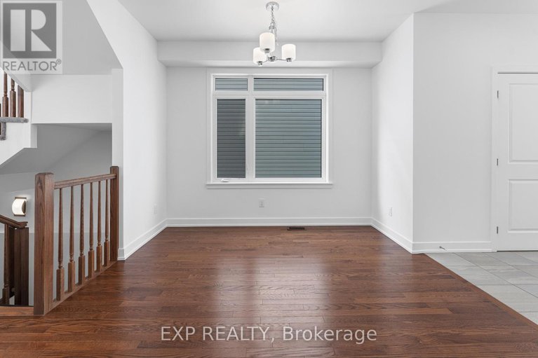 29337929/27-moosonee-crescent/riverside-southgloucester-glen/ottawa/ontario/K4M0L9_10