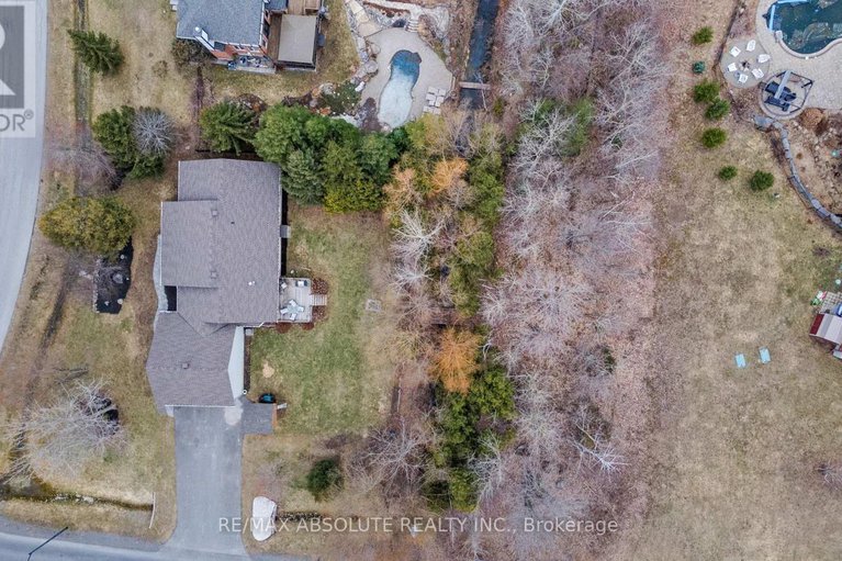 28227708/1601-shauna-crescent/greely/ottawa/ontario/K4P1M8_5