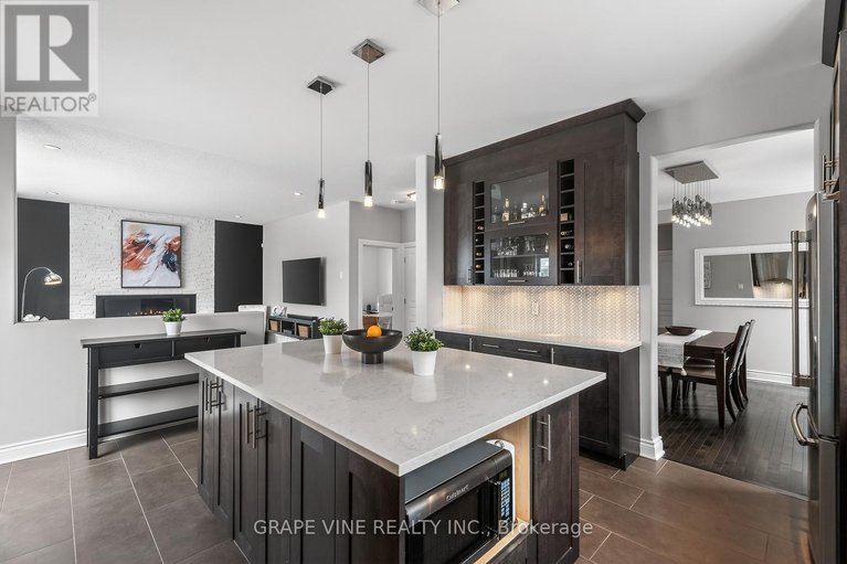 29232916/422-mercury-street/town-of-rockland/clarence-rockland/ontario/K4K0G8_14