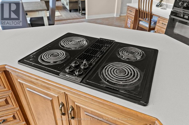 29601661/14-holly-ridge/stittsville-central/ottawa/ontario/K2S1C9_13