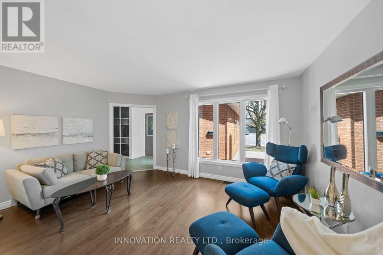 29591600/2056-wildflower-drive/queenswood-heights-south/ottawa/ontario/K1E3R3_17