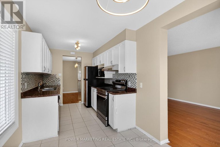 29154682/6410-sablewood-place/chapel-hill/ottawa/ontario/K1C7L7_33