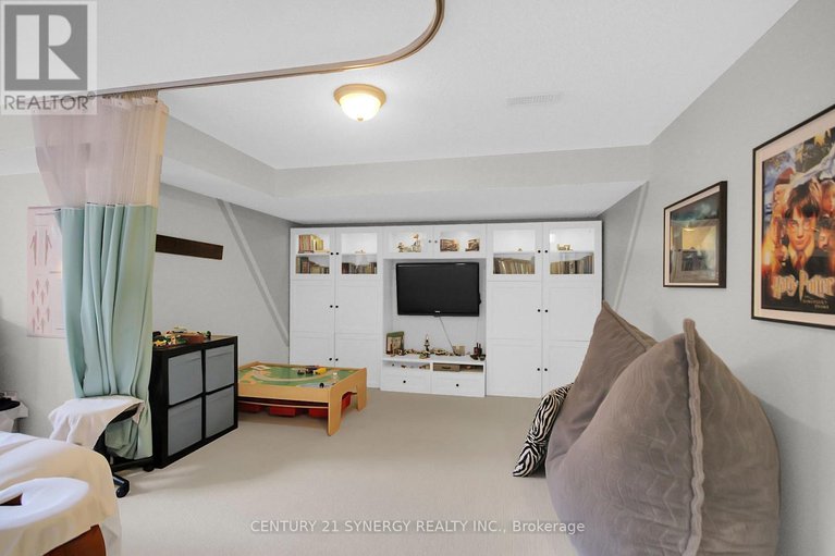 28555720/251-mojave-crescent/stittsville-north/ottawa/ontario/K2S0H6_41