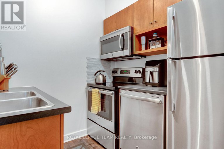 28458192/705-179-george-street/lower-townbyward-market/ottawa/ontario/K1N1J8_9