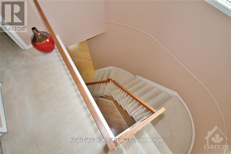 28194266/373-stoneway-drive/barrhaven-east/ottawa/ontario/K2G6G8_23