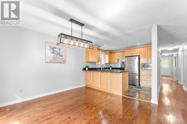 29613575/1278-bayview-drive/constance-bay/ottawa/ontario/K0A3M0_14