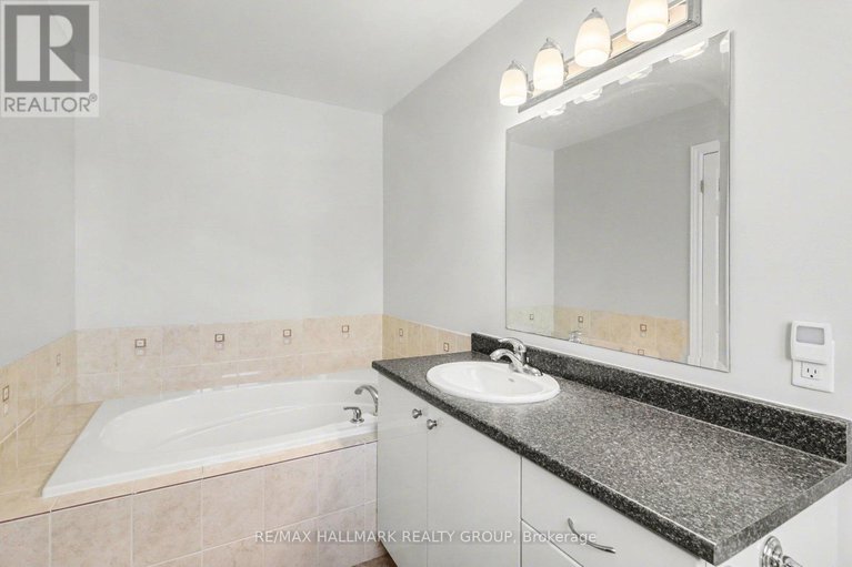 29342880/255-wildcliff-way/avalon-east/ottawa/ontario/K4A0L4_16