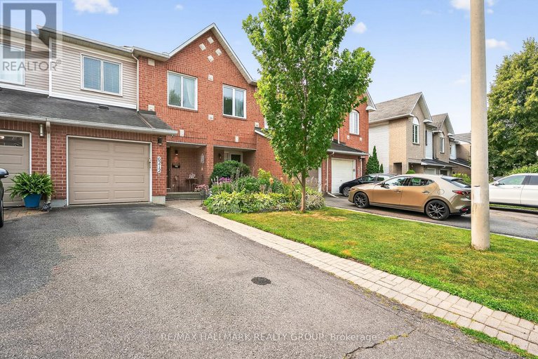 28702386/6212-arbourwood-drive/chapel-hill/ottawa/ontario/K1C7L6_2