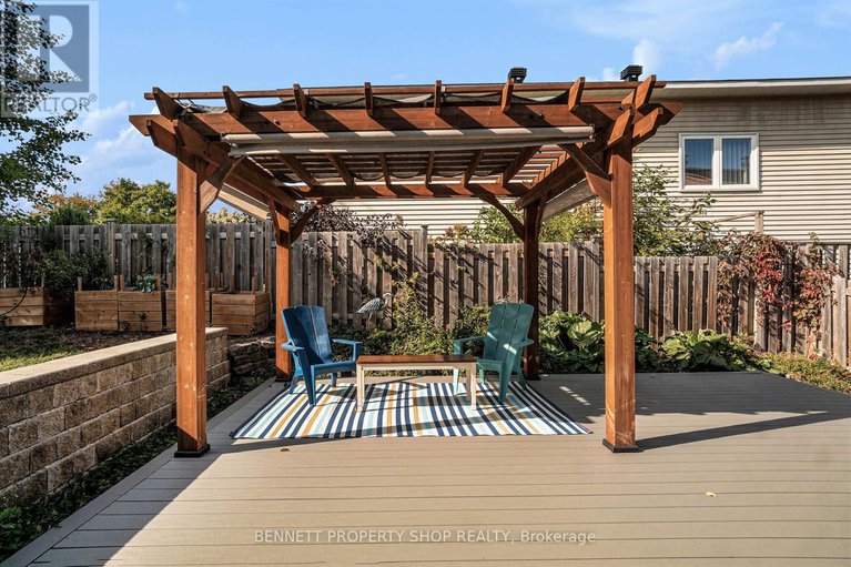 28935438/21-pattermead-crescent/hunt-clubwestern-community/ottawa/ontario/K1V0A1_18