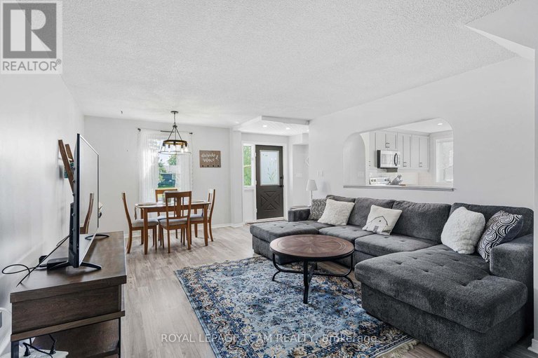 28637618/3242-gendron-road/clarencerockland-twp/clarence-rockland/ontario/K0A2A0_8