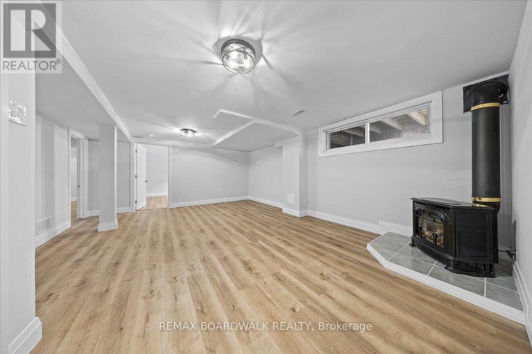 29447126/21-turtleback-way-drive/stittsville-south/ottawa/ontario/K2S1P8_53