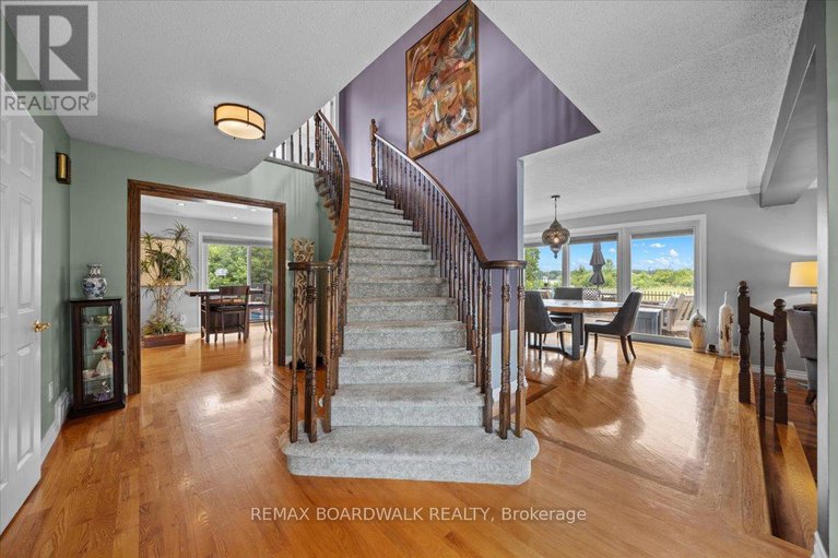 29367759/800-fairwinds-terrace/convent-glen/ottawa/ontario/K1C2X6_3