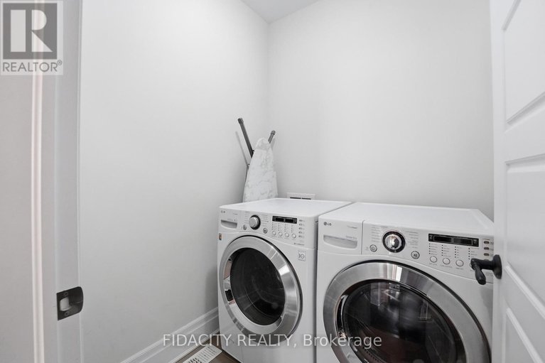 29642317/374-gallantry-way/stittsville-north/ottawa/ontario/K2S0R1_31