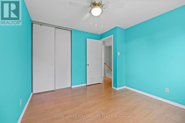 28857396/198-park-grove-drive/queenswood-heights-south/ottawa/ontario/K1E2T1_33