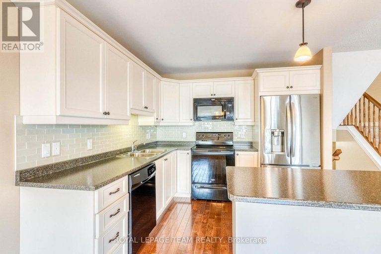 29663855/396-ann-street/almonte/mississippi-mills/ontario/K0A1A0_5