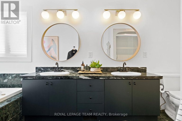28238310/1317-revell-drive/manotick-village-manotick-estates/ottawa/ontario/K4M1K8_29