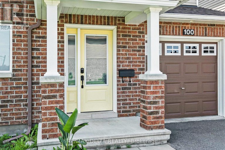 28654574/100-onyx-crescent/clarencerockland-twp/clarence-rockland/ontario/K4K0H4_4