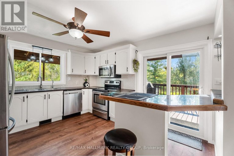 28310320/1255-8th-line-road/osgoode-twp-north-of-reg-rd-6/ottawa/ontario/K0A1V0_10