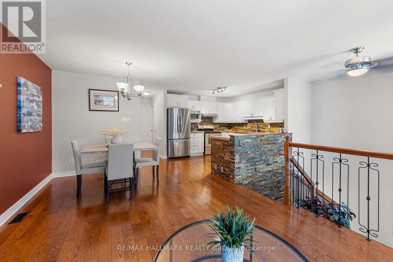 29190800/62-whalings-circle/stittsville-central/ottawa/ontario/K2S1S4_5