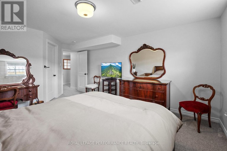 29645046/527-silverbell-crescent/blossom-parkkemp-parkfindlay-creek/ottawa/ontario/K1T0N9_43