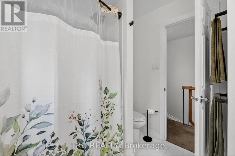 29025912/1518-kamouraska-circle/chateauneuf/ottawa/ontario/K1C3J3_24