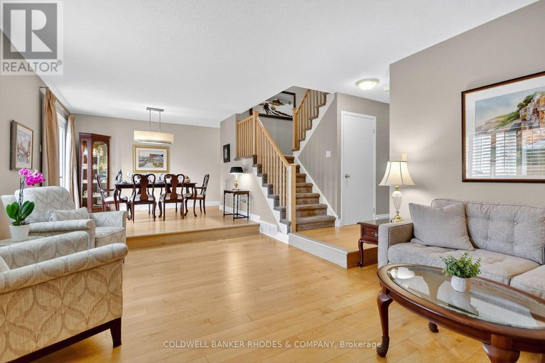 29032585/8-confederation-private/mooneys-bayriverside-park/ottawa/ontario/K1V9W6_6