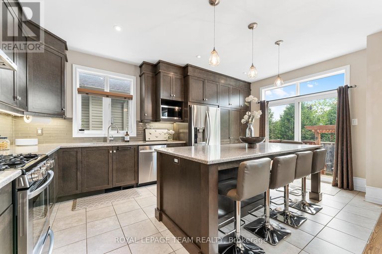 28387113/316-sugar-pine-crescent/bridlewood/ottawa/ontario/K2M0B1_16