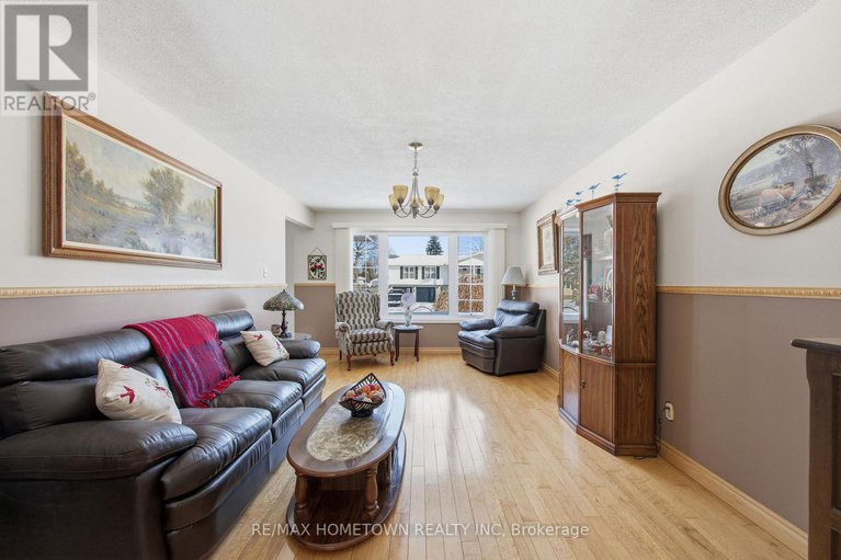 29430737/12-fairholme-drive/south-dundas-williamsburgh-twp/south-dundas/ontario/K0C1X0_8