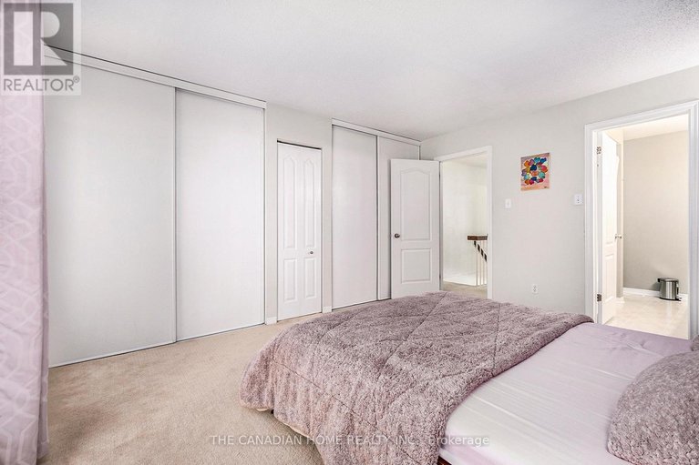 29582363/1672-locksley-lane/beaconwood/ottawa/ontario/K1J1B6_19