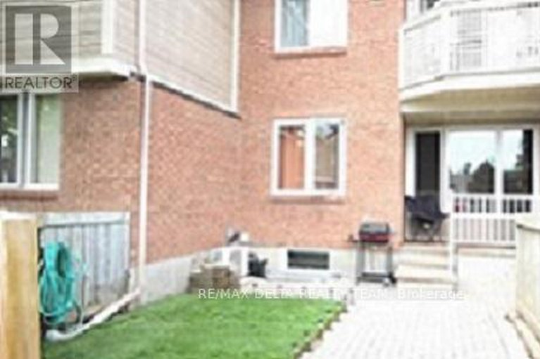 28753136/102-1795-marsala-crescent/fallingbrookpineridge/ottawa/ontario/K4A2E9_1