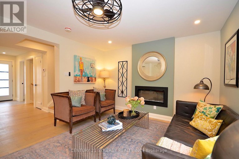 29092514/32-660-hochelaga-street/carson-meadows/ottawa/ontario/K1K2E9_30