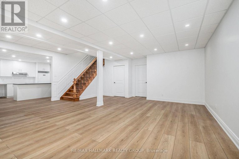 29027545/4633-albion-road/blossom-parkkemp-parkfindlay-creek/ottawa/ontario/K1X1A4_30