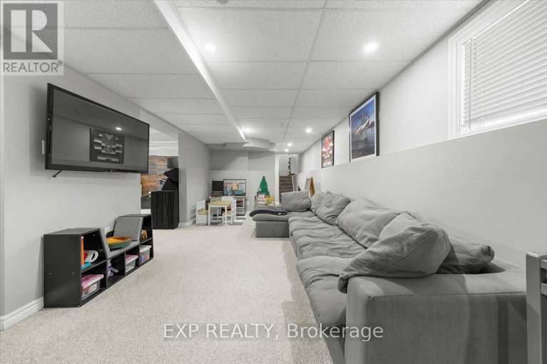 29192909/108-st-thomas-road/russell-twp/russell/ontario/K0A3H0_25