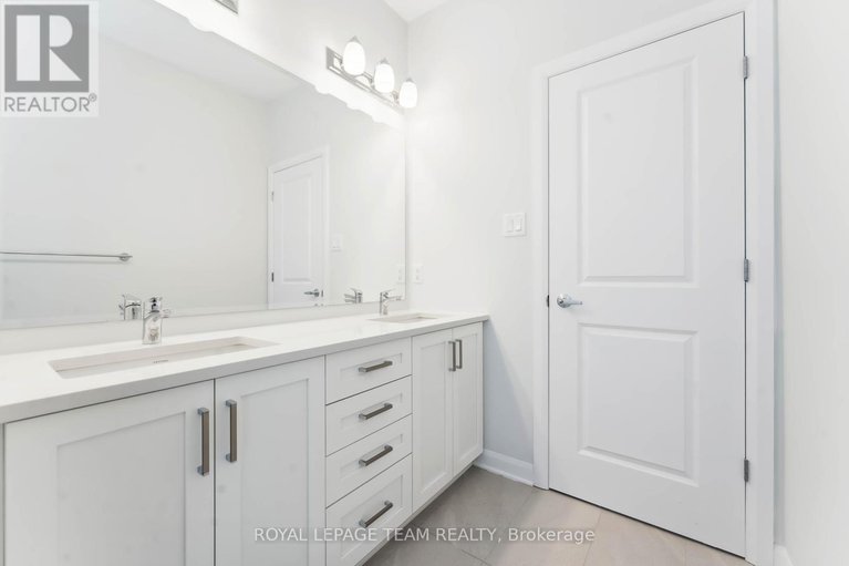 27736125/5045-abbott-street-e/ottawa/ontario/K2V0V2_31