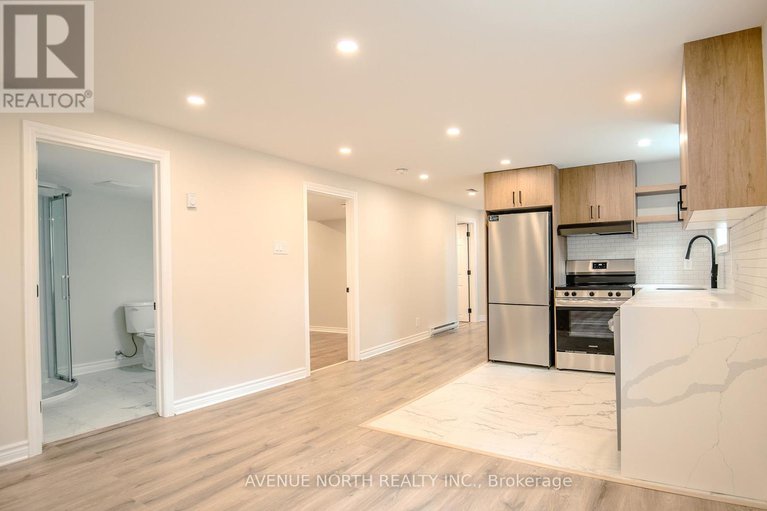 29032421/882-balsam-drive/chatelaine-village/ottawa/ontario/K1E1B5_23