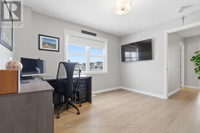 29571954/160-damselfly-way/half-moon-bay/ottawa/ontario/K2J6H6_34