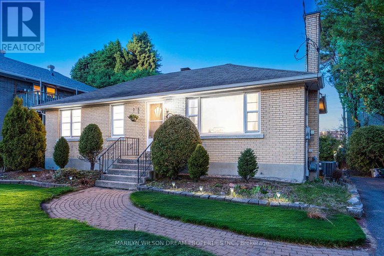 29669053/243-compton-avenue/woodroffe/ottawa/ontario/K2B5A8_3