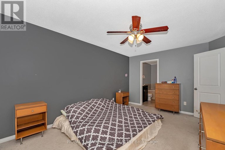 28438755/625-pepperville-crescent/emerald-meadowstrailwest/ottawa/ontario/K2M0E8_17