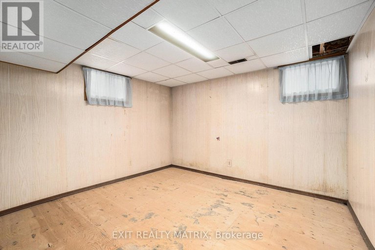 29033123/404-maria-goretti-circle/vanier/ottawa/ontario/K1L6S4_15