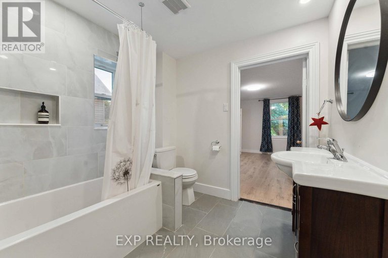 29061694/162-king-edward-avenue/lower-townbyward-market/ottawa/ontario/K1N7L3_8