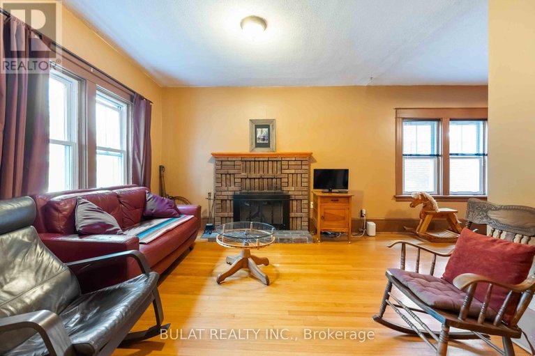 28705278/16-foster-street/hintonburg/ottawa/ontario/K1Y3J4_6