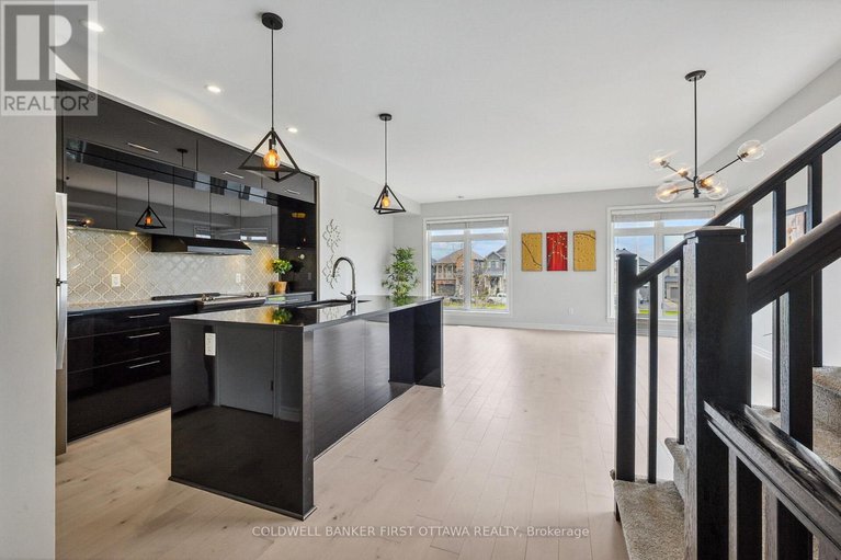 28347275/612-chaperal-private/avalon-west/ottawa/ontario/K4A0Y2_8
