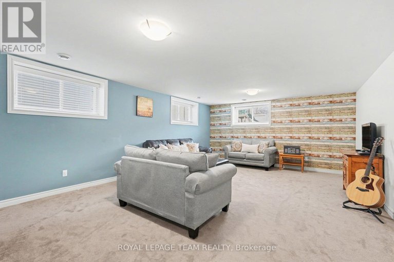 29469696/855-reaume-street/mississippi-mills-ramsay-twp/mississippi-mills/ontario/K0A1A0_31