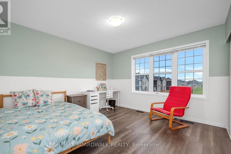 29379642/302-haliburton-heights/emerald-meadowstrailwest/ottawa/ontario/K2S1S3_43