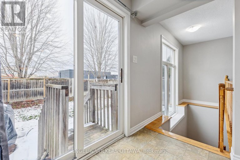 29136512/507-salzburg-drive/notting-hillsummerside/ottawa/ontario/K4A0C6_16