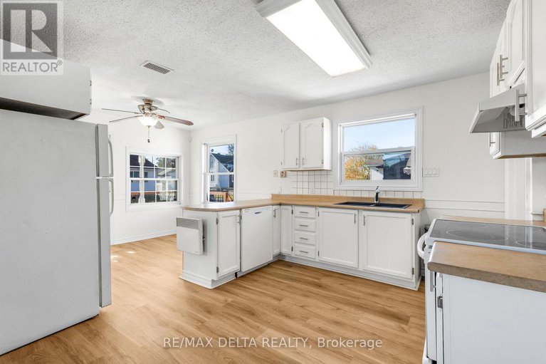 29050096/870-chapman-street/town-of-rockland/clarence-rockland/ontario/K4K1E6_13