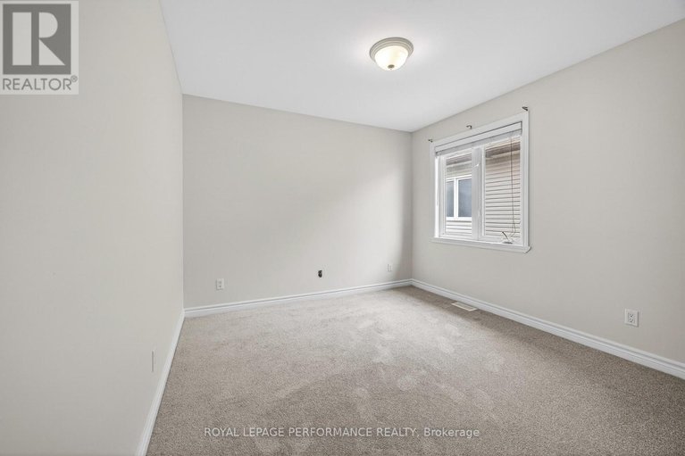 29687410/2694-sylvain-street/town-of-rockland/clarence-rockland/ontario/K4K1V3_29