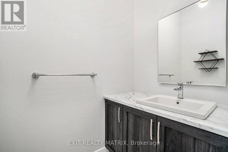 28356025/d-5-flagstone-private-lane/north-stormont-finch-twp/north-stormont/ontario/K0A1R0_16
